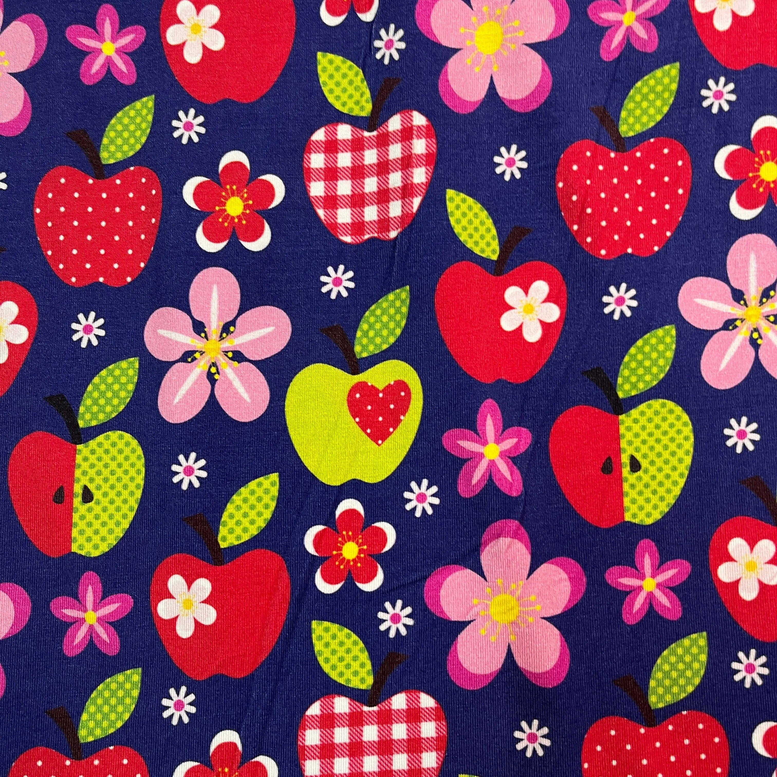 Apple Toss on Bamboo/Spandex Jersey Fabric