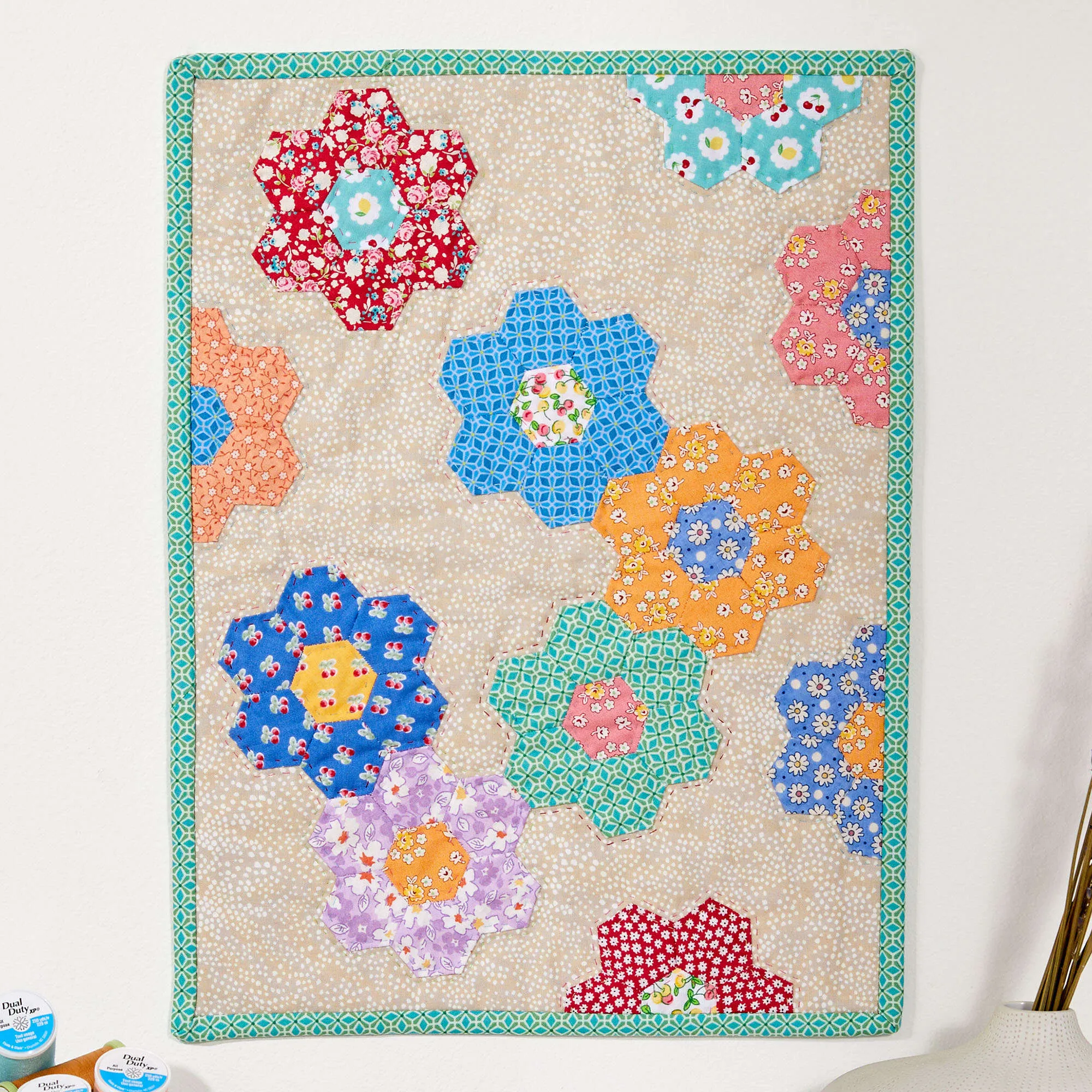 Coats & Clark Sewing English Pieced Petit Garden Quilt