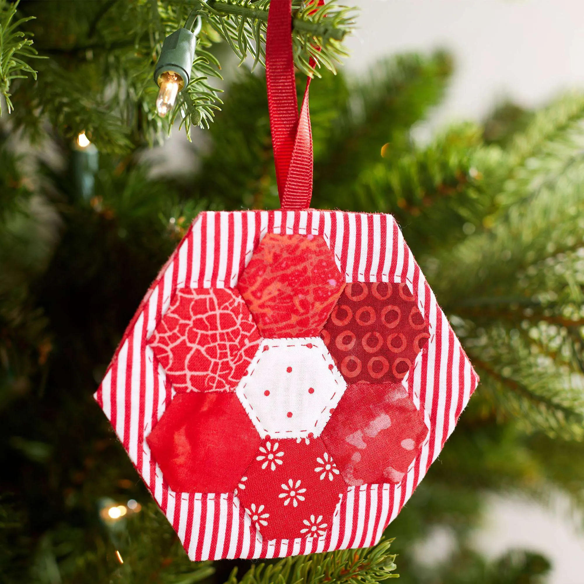 Coats & Clark Sewing Hexagon Holiday Ornament