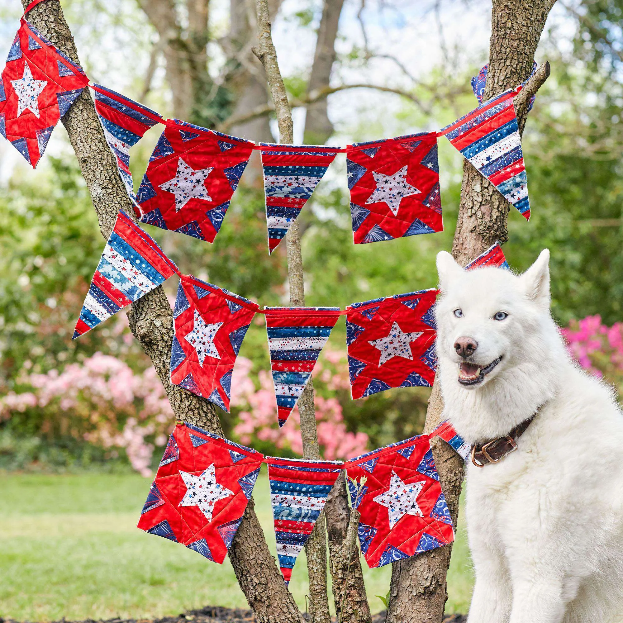 Coats & Clark Sewing Patriotic Banner