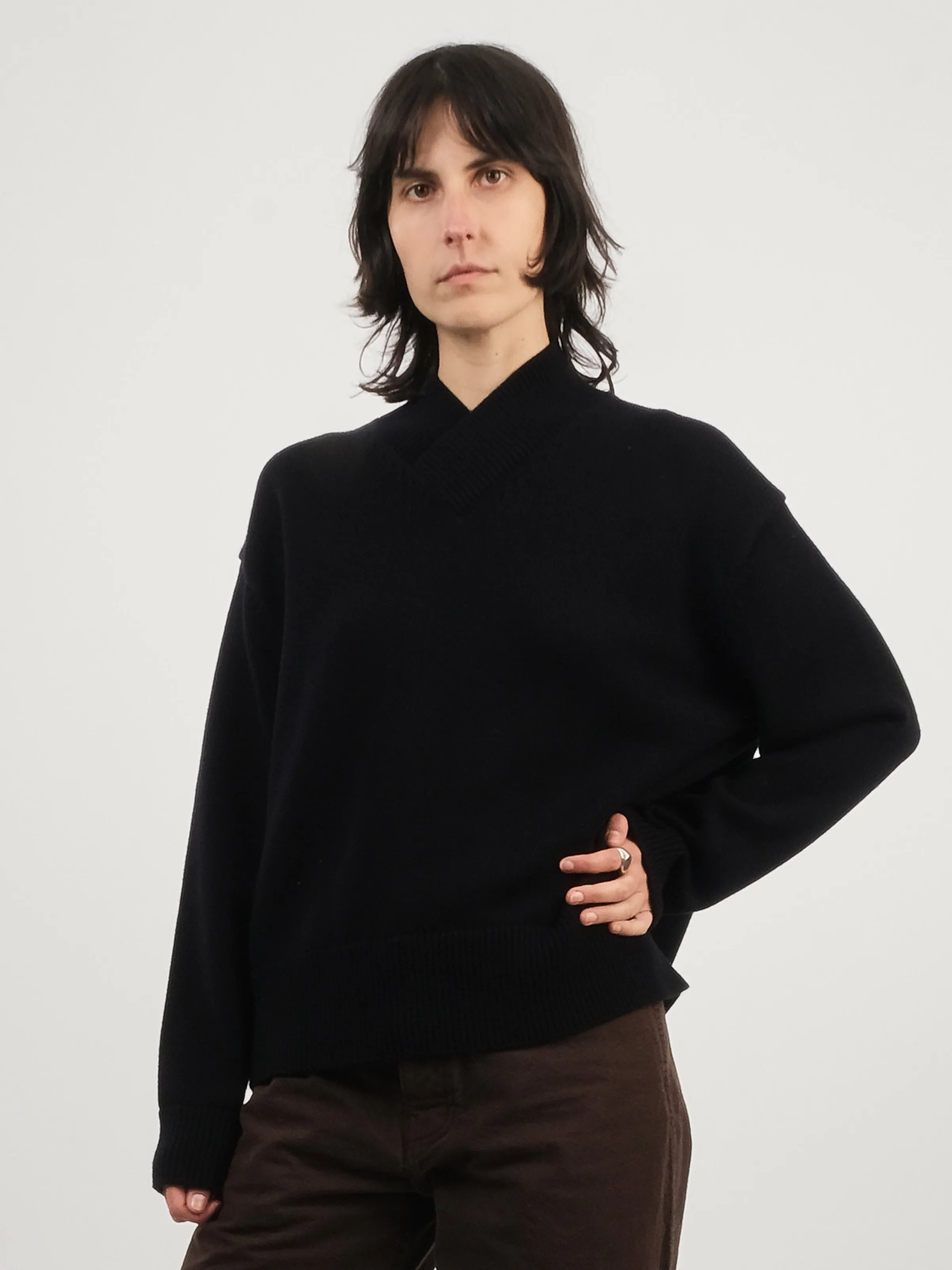 Dark Navy Nohwe 5GG Cross Over Neck Jumper