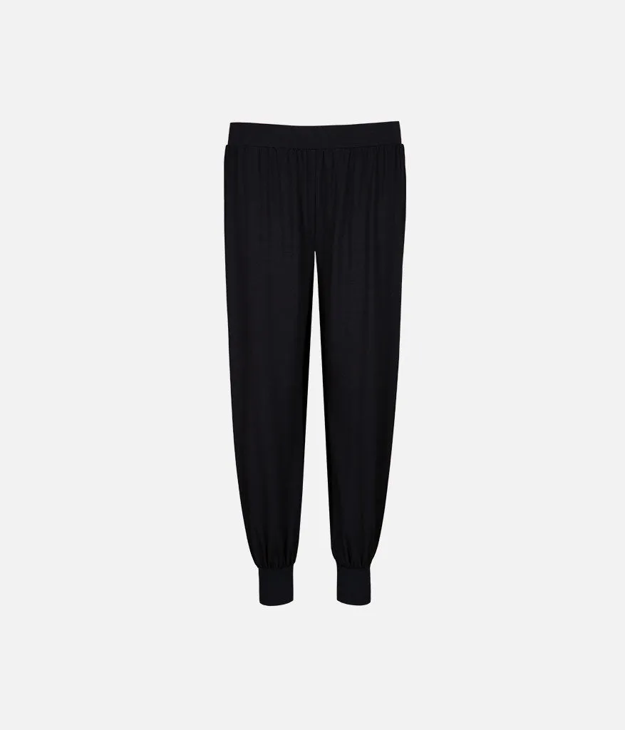 The All-Day Jogger: Jet Black